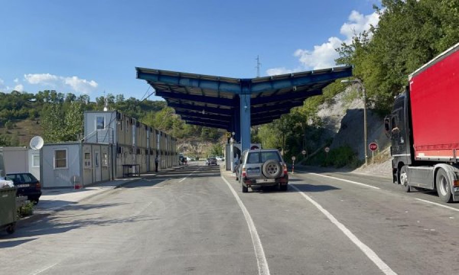 Pikat kufitare Bërnjak dhe Jarinjë vazhdojnë të jenë të mbyllura