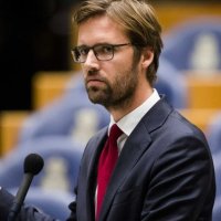 Deputeti holandez: Koha për një përgjigje të fortë ndaj lëvizjeve të trupave të Serbisë