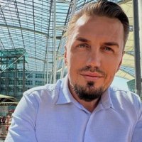 Blero feston një vjetorin e lidhjes me të dashurën e re: “Një vit, një jetë, një pafundësi, të dua dashuri”
