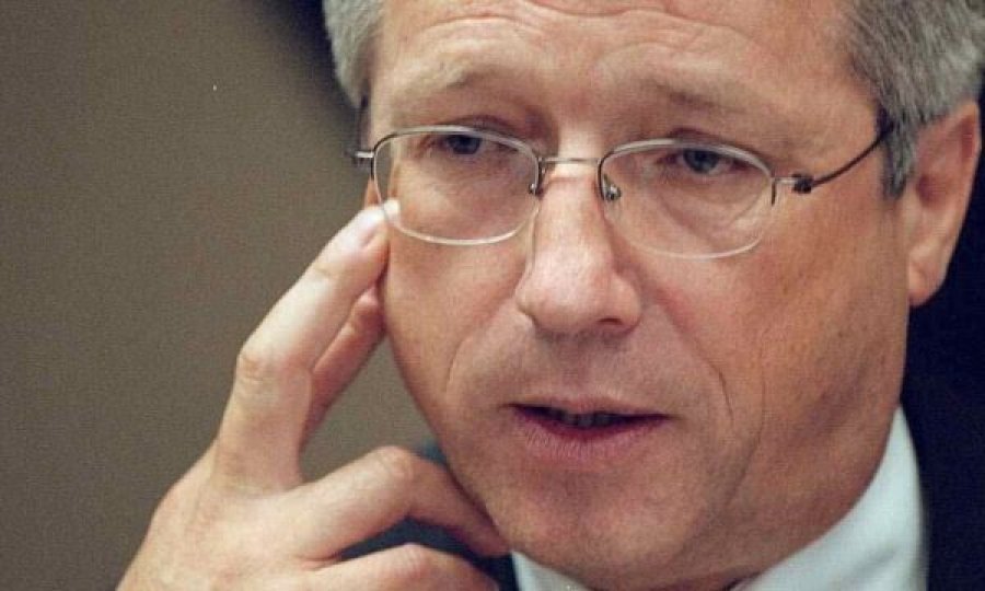 Petritsch  me alarmin e kuq  për situatën në veri: Ka rrezik që të kthehet në konflikt të armatosur, por ShBA dhe BE janë gati ta parandalojnë