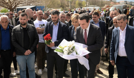 Kryeministri Kurti sot bënë homazhe në Gjakovë, pastaj vizitë në Mitrovicë