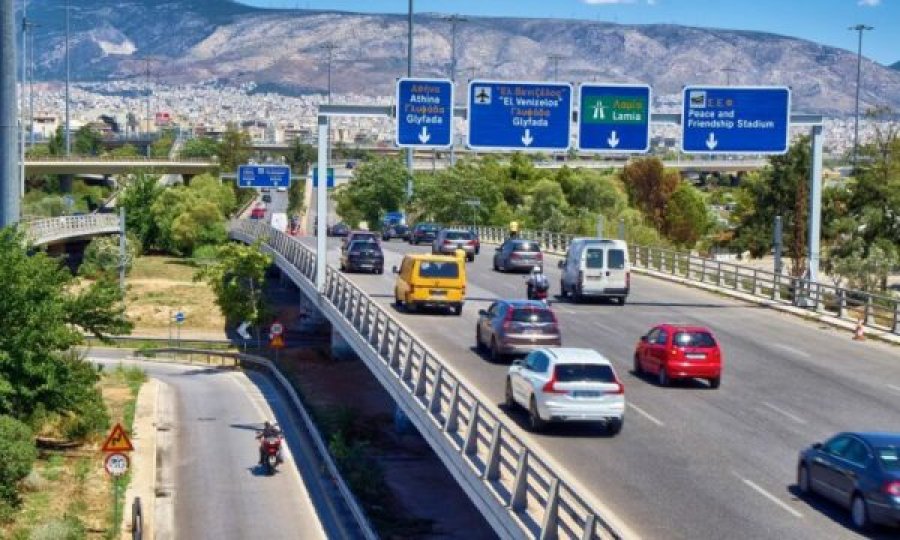 Nga tash do të paguani më shtrenjtë për të shkuar në Greqi, ja sa janë rritur çmimet e taksave të autostradave