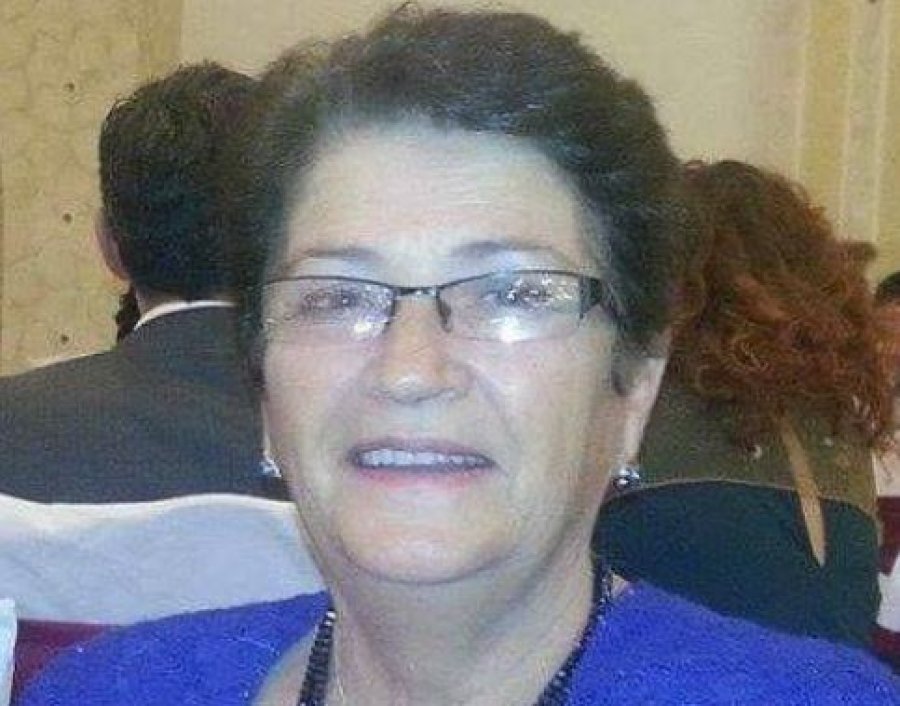 Vdes mjekja e njohur kosovare Dallëndyshe Kumnova