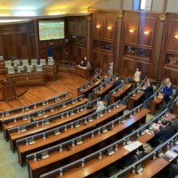 Kuvendi i Kosovës del me njoftim