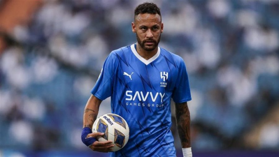 Neymar flet pas lëndimit të ri