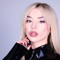 Ava Max provokon, ja çka tregon