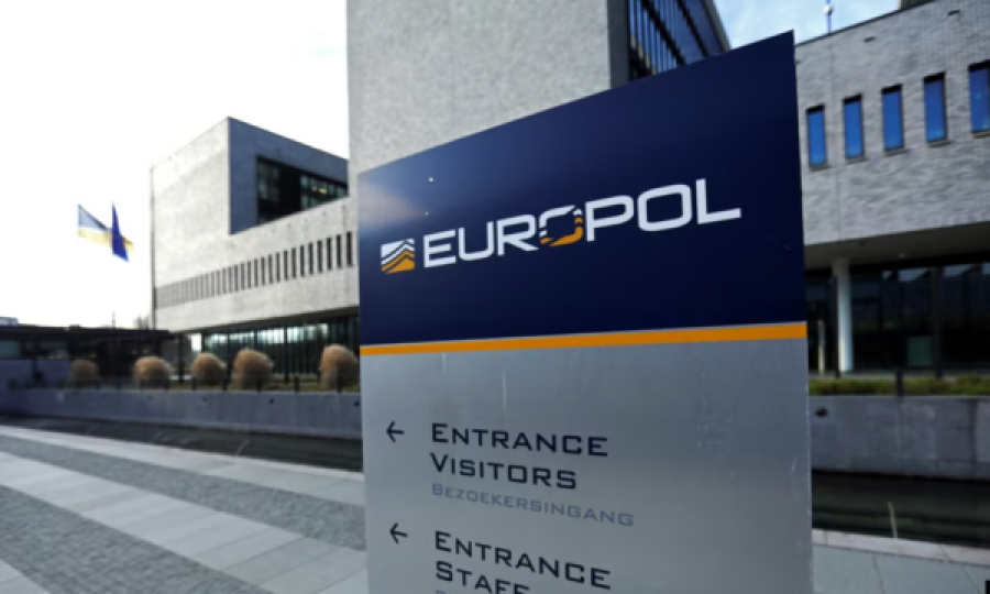 Europol: Bandat kriminale në Evropë po depërtojnë në bizneset e ligjshme
