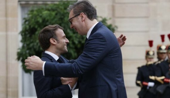 Vuçiq me Macronin në Paris: Nga Kosova e deri te energjia bërthamore