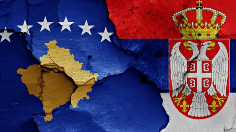 Serbia me kërcënimet e saj ushtarake ndaj Kosovës po bën luftë speciale