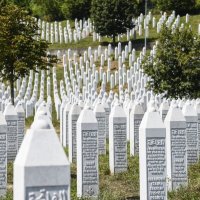 Me rezolutën për krimet në Srebrenicë hapet rruga ligjore dënimit të Serbisë për gjenocid kundër njerëzimit