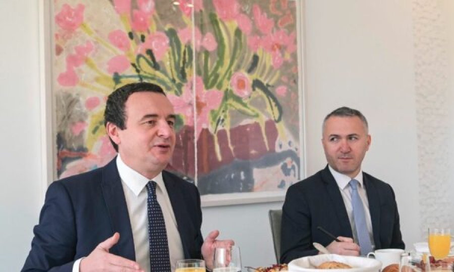 Këshilltari i Kurtit: Putini i vogël në Beograd nuk mund ta përballojë suksesin e Kosovës, ai ka nisur arrestime masive në pikat kufitare