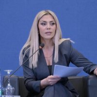 Shpërthen deputetja Deliu-Kodra: Qeveria Kurti në Raportin e DASh-it u etiketua si ‘Qeveria e Korrupsionit’