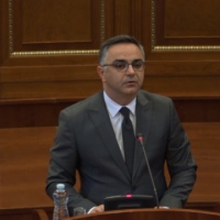 Tahiri: Po flasim për një buxhet që nuk reflekton asgjë 