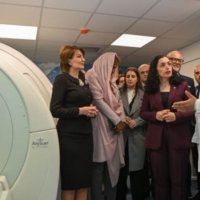 Osmani njofton se në Kosovë ka arritur pajisja më e re mjekësore falë ndihmës nga Arabia Saudite