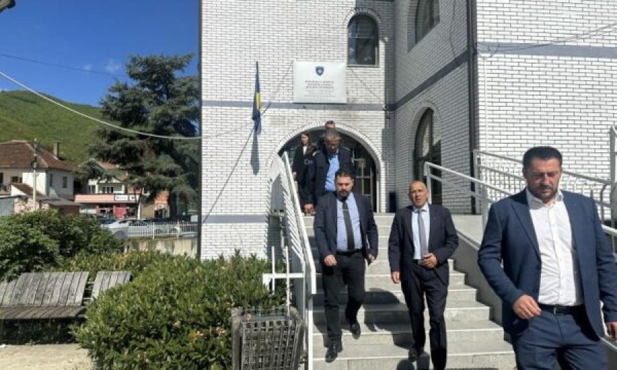 Zeqiri: Kemi punë përpara në funksionalizimin e objektit të Komunës