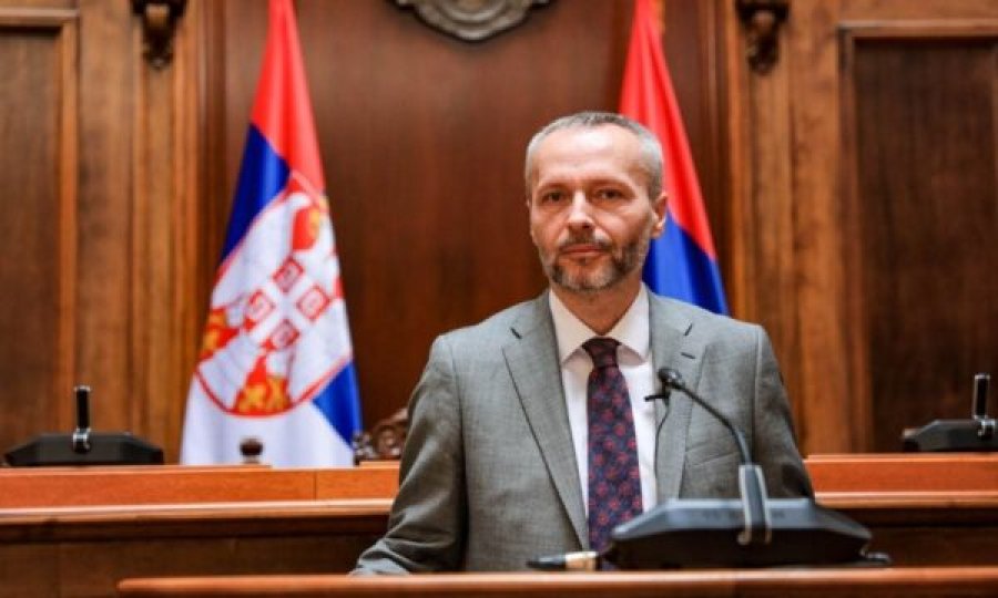 Ish-deputeti i Kuvendit të Serbisë: Oborri serb është me krime lufte dhe gjenocid, Kosova është shtet i pavarur