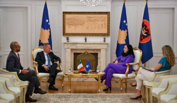 Ambasadori italian takon Osmanin  për të diskutuar zhvillimet e fundit: Mbështesim një Kosovë të sigurt dhe multietnike