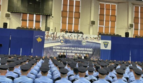 Kurti nga salla ku diplomoi gjenerata e 60-të e Policisë së Kosovës: Vlerë e shtuar 