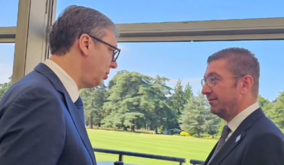‘Mbështetja e Vuçiqit është prioritet i VMRO, a VLEN të flasin vet’- Velickovski: Kush është truri i tentativës për ta poshtëruar Vjosa Osmanin?