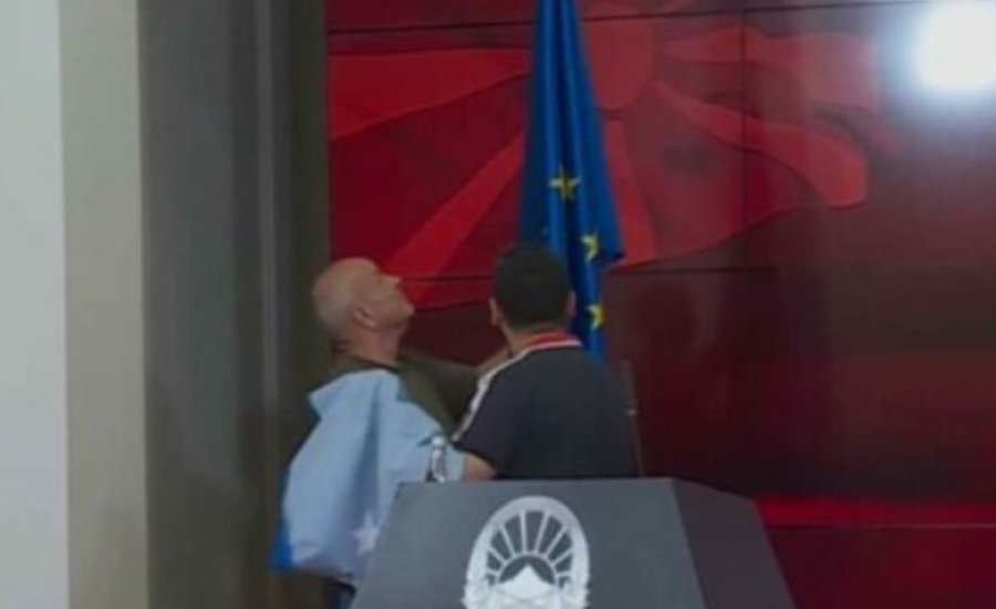 Në Shkup, Kosovës ia ngatërrojnë flamurin me atë të BE’së
