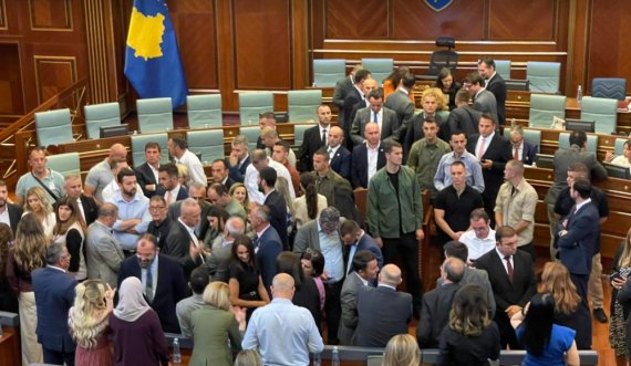 Deputetët nuk financohen për të bërë bllokada, por për të prodhuar rezultat pozitiv