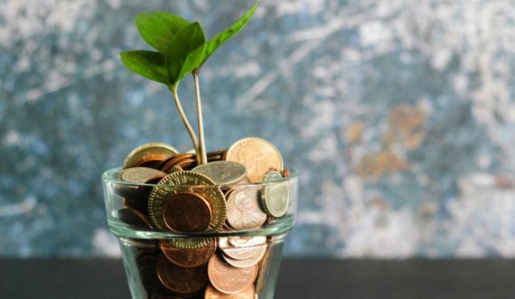 Tre shenjat e Horoskopit që nuk shqetësohen kurrë për paratë! S’do të thotë se janë të pasur, por…