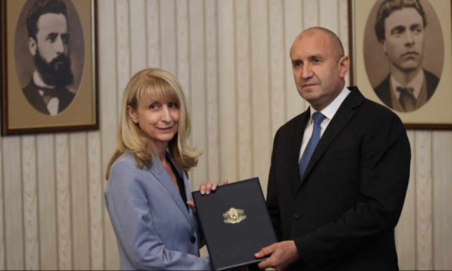 Bullgaria me kryeministre të re në detyrë