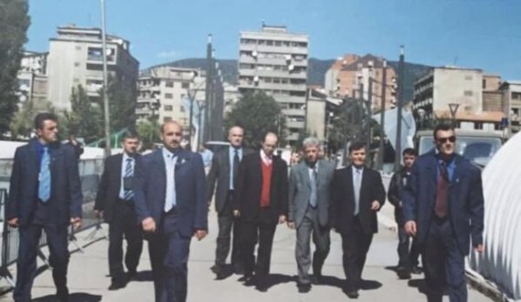Kur Ibrahim Rugova kalonte mbi Urën e Ibrit, vëllai i Gani Gecit: Ta shohin disa patriota
