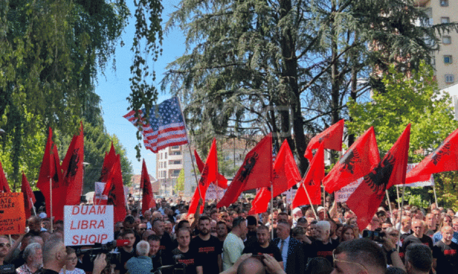 Përfundon protesta e shqiptarëve në Bujanoc, kërkohet nga Beogradi që të ndalohet shtypja