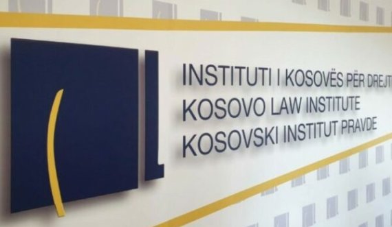 IKD: Qeveria dhe Kuvendi shpërfillin Gjykatën Kushtetuese, cenohen të drejtat e mijëra shërbyesve civilë në Kosovë