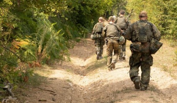 Ushtarët gjerman kanë kryer patrullime përgjatë vijës kufitare administrative në Prishtinë