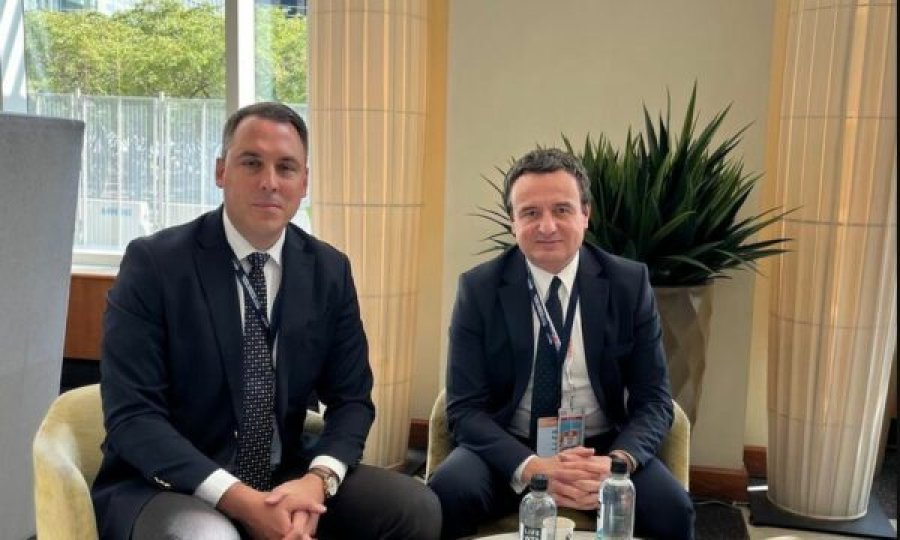 Politikani malazez takohet me Kurtin në SHBA: Diskutuam shkurtimisht situatën politike në Mal të Zi dhe Kosovë