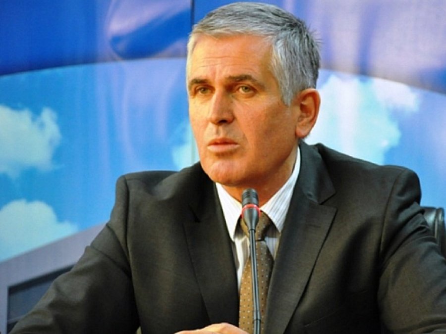 Krasniqi kujton Bajram Rexhepin:Parimor, përherë në zemrat tona