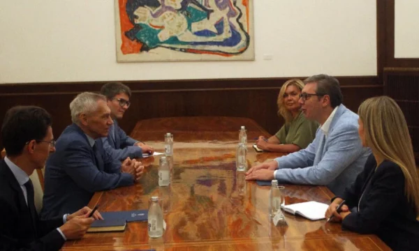 Vuçiq i ankohet ambasadorit rus për Urën e Ibrit