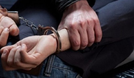 Ekstradohet nga Shqipëria një person që kërkohej nga autoritetet kosovare