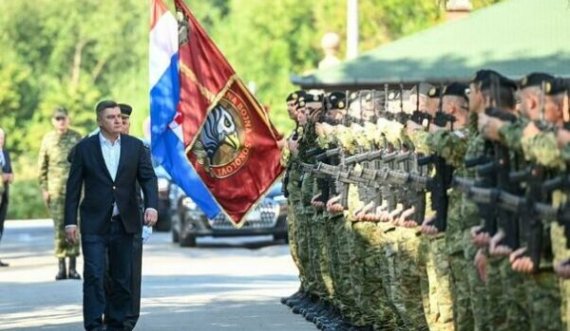 Milanoviq: Serbia e pazhvilluar po armatoset për shtatë ditë luftë fiktive që nuk do të shpërthejë kurrë