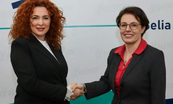 Albena Reshitaj zyrtarisht aderon në GUXO