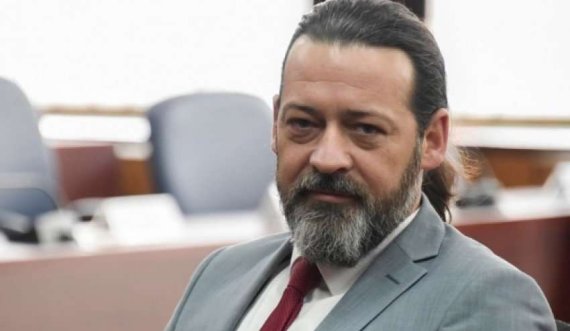 Gëzim Sveçla del para Gjykatës