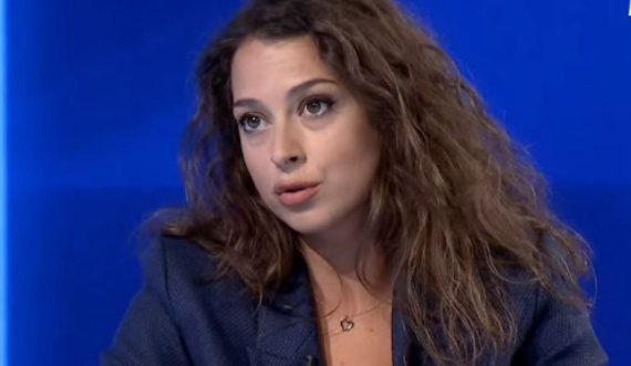 Kica: Sikurse e kuptuat, ftesa e Albin Kurtit ishte lojë