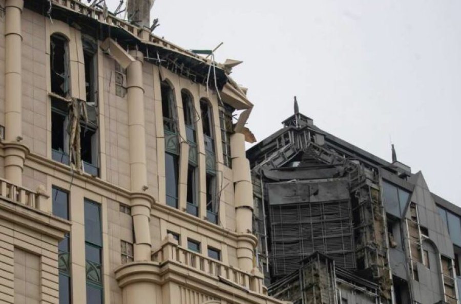 Bombardimet ruse godasin ambasadën e Shqipërisë në Kiev
