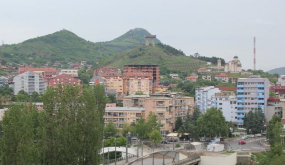 Një person në Mitrovicën veriore raporton se dikush kanë vizatuar shkrime me motive ndëretnike në shtëpinë e tij