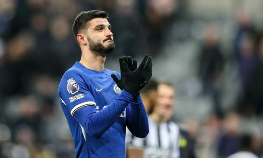 “Zbutet” Chelsea,   dështon shitja, pranon ta japë  me hua Armando Brojën