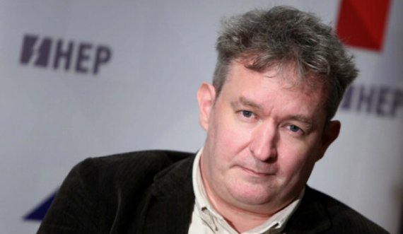 Gazetari i FAZ e quan të drejtë vendimin e Kosovës për dinarin, thotë se publiciteti iu bë tmerrësisht keq