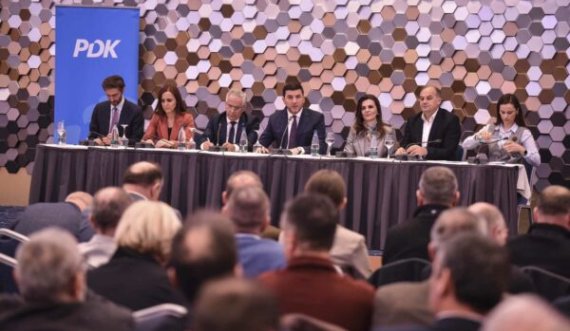 Këshilli Drejtues i PDK-së po diskutohet për “mobilizimin për zgjedhje” dhe Asociacionin