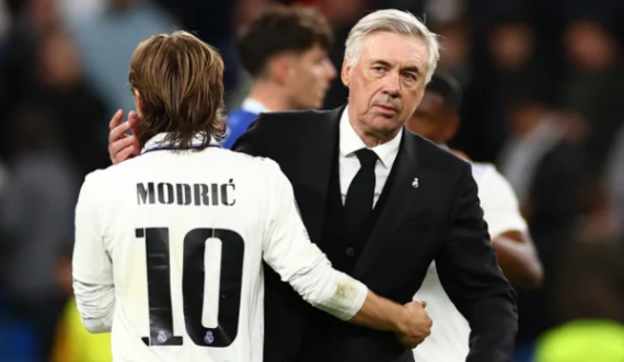 Ancelotti për Modricin: Është shumë e vështirë të lësh një legjendë të tillë në stol