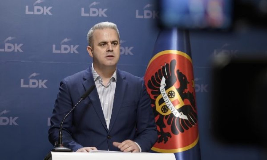 Alarmon zyrtari i LDK-s:  Gjendja në magjistralen Prishtinë- Ferizaj është skandaloze, duhet ndërhyrje urgjente
