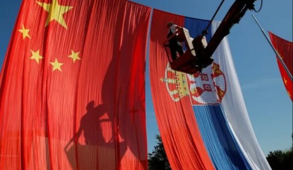 Vuçiq thotë se ia ka dorëzuar presidentit kinez letrën për situatën në Kosovë 