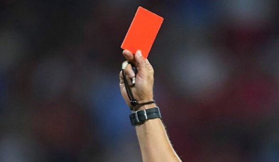Karton i kuq i përkohshëm në futboll, gati rregulli i ri ndëshkimi