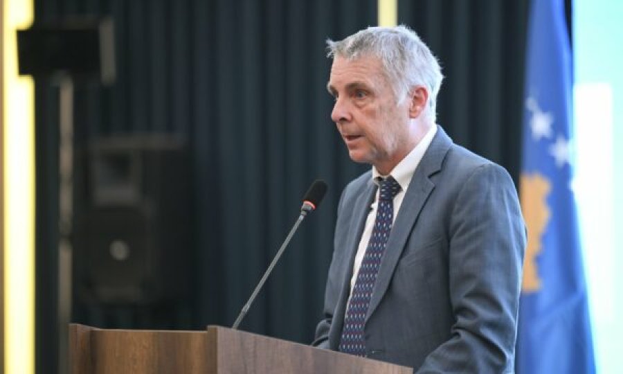 Ambasadori gjerman Rohde nuk pajtohet me Kutin, kërkon që periudha kalimtare e vendimit të BQK-së për dinarin të zgjatet  nga 1 në 4 muaj