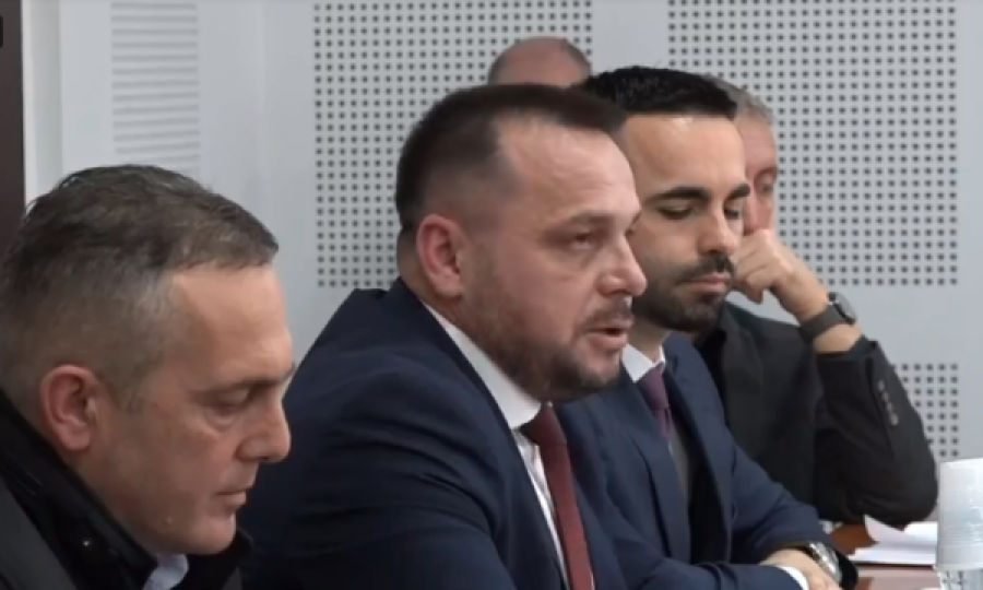 Ministri i Mbrojtjes zbulon shifrat  e milionave për amatimin e FSK-s